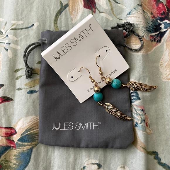 Jules Smith Jewelry - Jules Smith Gold Tone Feather Earrings
